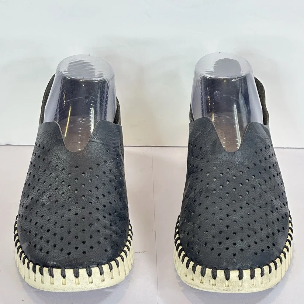 Ilse Jacobsen Tulip Slip On Shoes Women EU 40 US 9 Black Perforated Comfort